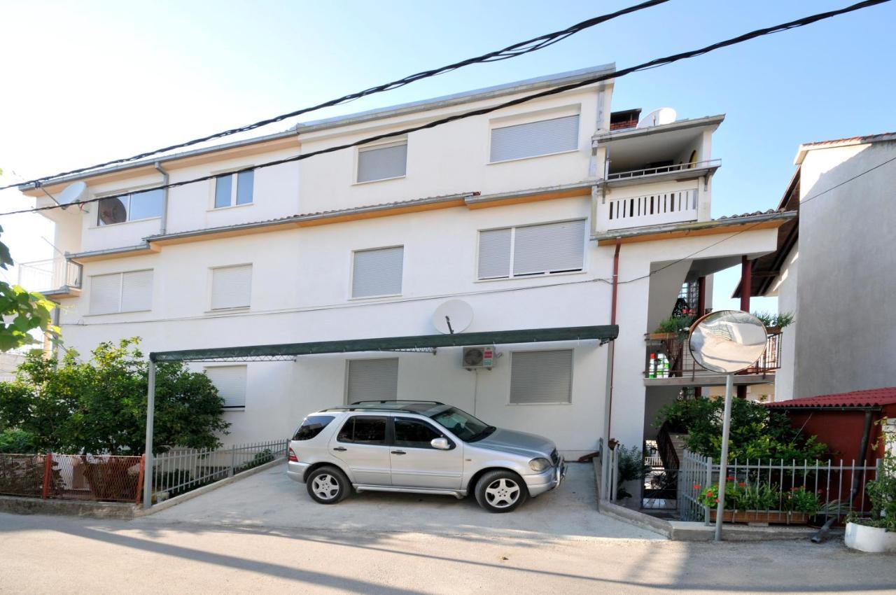 Apartman Elena Трогир Экстерьер фото